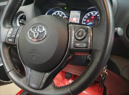 Toyota - Yaris