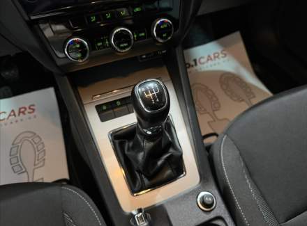 Škoda - Octavia