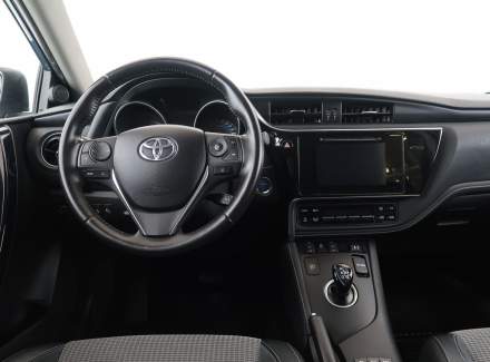 Toyota - Auris