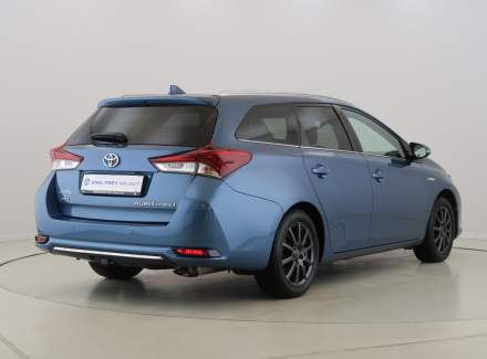Toyota - Auris