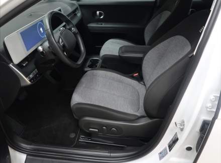 Hyundai - IONIQ 5