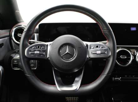 Mercedes-Benz - CLA