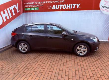 Chevrolet - Cruze