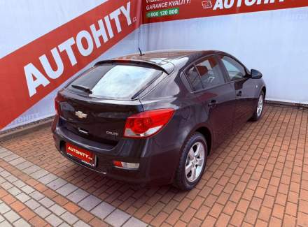 Chevrolet - Cruze
