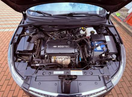 Chevrolet - Cruze