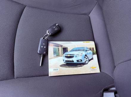 Chevrolet - Cruze