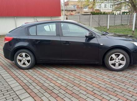 Chevrolet - Cruze