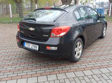 Chevrolet - Cruze