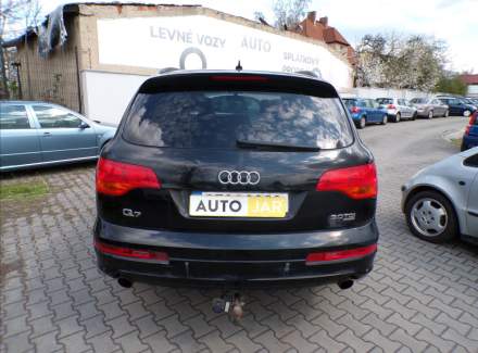 Audi - Q7