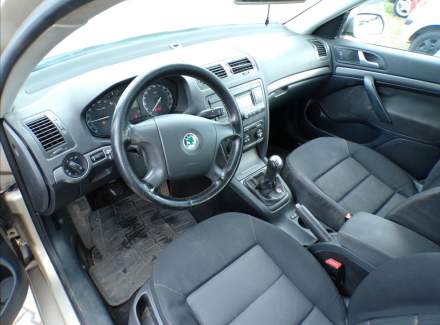 Škoda - Octavia