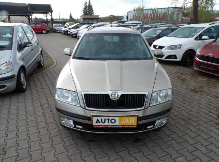 Škoda - Octavia