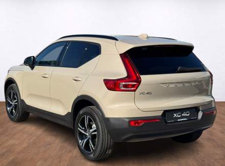 Volvo - XC40