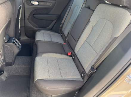 Volvo - XC40