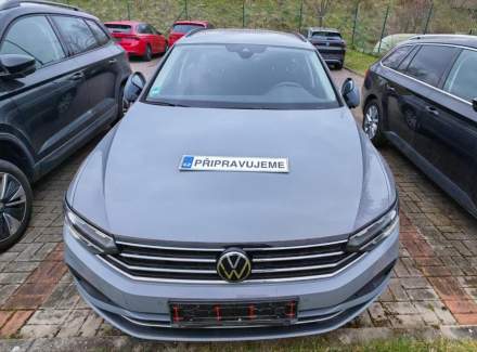 Volkswagen - Passat