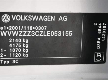 Volkswagen - Passat