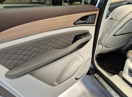 Forthing - Yacht/4 U-Tour