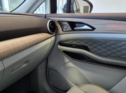 Forthing - Yacht/4 U-Tour