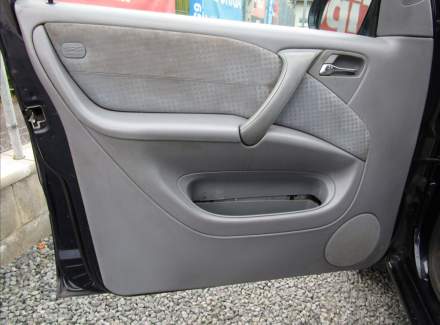 Mercedes-Benz - M-class