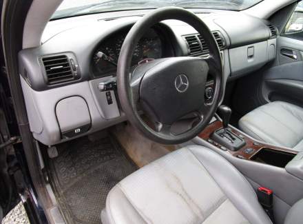 Mercedes-Benz - M-class