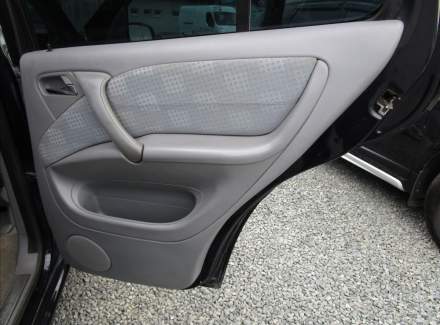 Mercedes-Benz - M-class