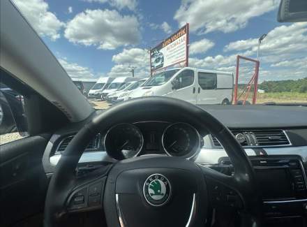 Škoda - Superb