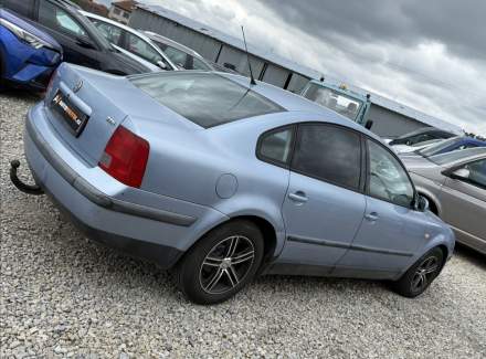 Volkswagen - Passat