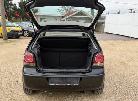 Volkswagen - Polo