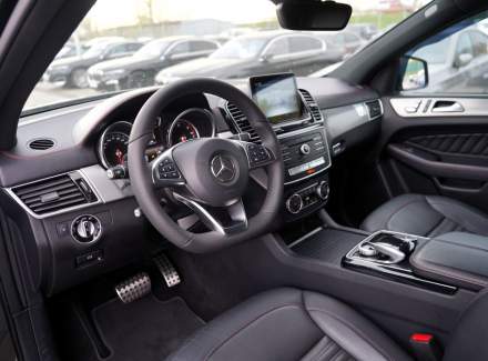 Mercedes-Benz - GLE