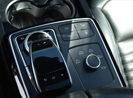 Mercedes-Benz - GLS