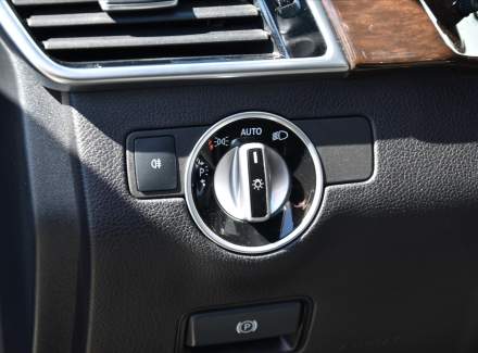 Mercedes-Benz - GLS