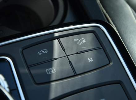 Mercedes-Benz - GLS