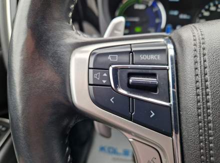 Mitsubishi - Outlander