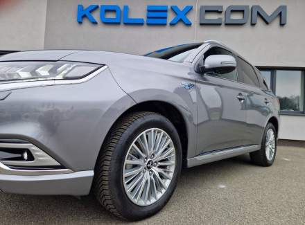 Mitsubishi - Outlander