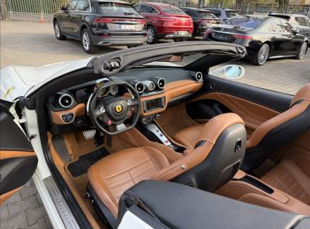 Ferrari - California