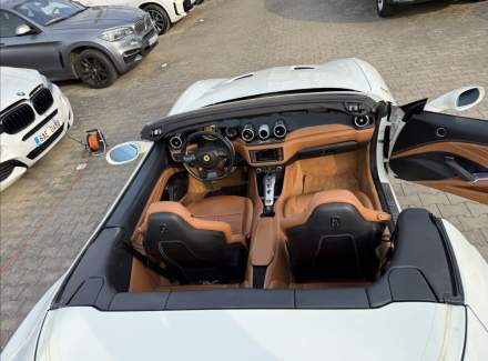 Ferrari - California