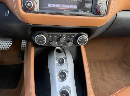 Ferrari - California