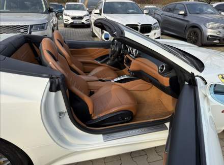 Ferrari - California