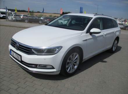 Volkswagen - Passat