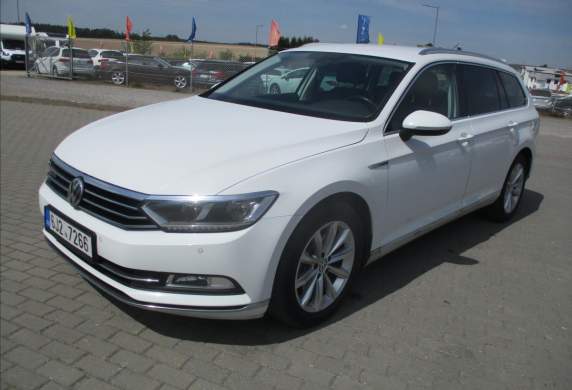Volkswagen - Passat