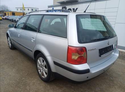 Volkswagen - Passat