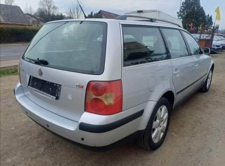 Volkswagen - Passat