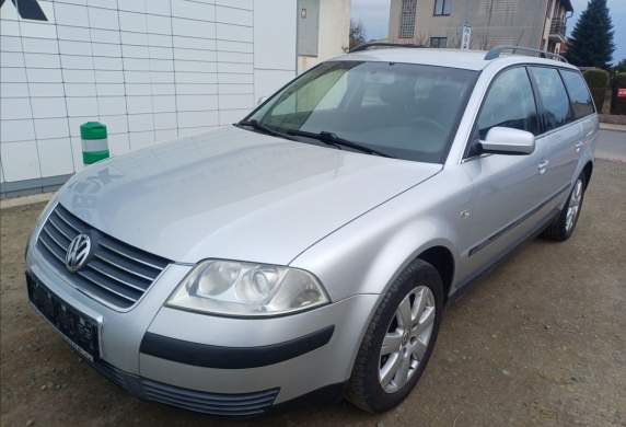 Volkswagen - Passat