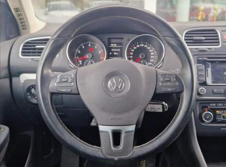 Volkswagen - Golf