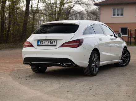 Mercedes-Benz - CLA