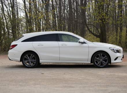 Mercedes-Benz - CLA