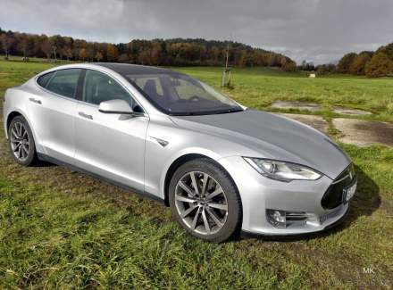 Tesla - Model S