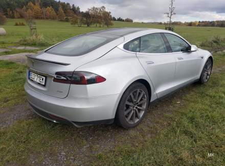 Tesla - Model S