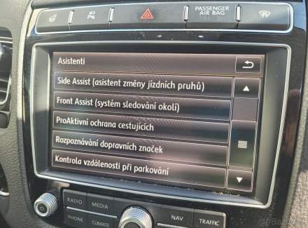 Volkswagen - Touareg