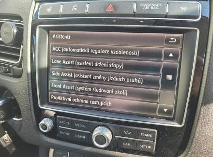 Volkswagen - Touareg