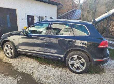 Volkswagen - Touareg